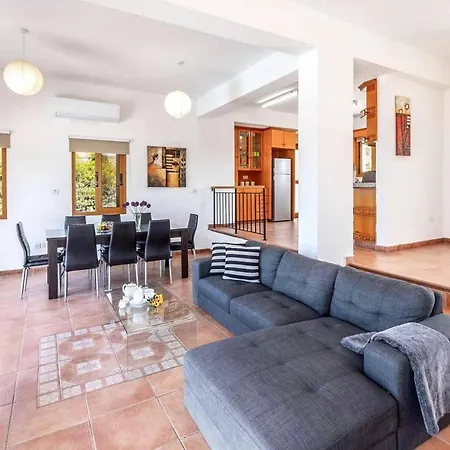 Villa Veryina *